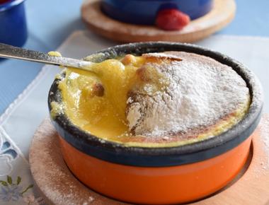 ÇOK AMAÇLI DÖKÜM GÜVEÇ KABINDA BEYAZ ÇİKOLATALI SUFLE